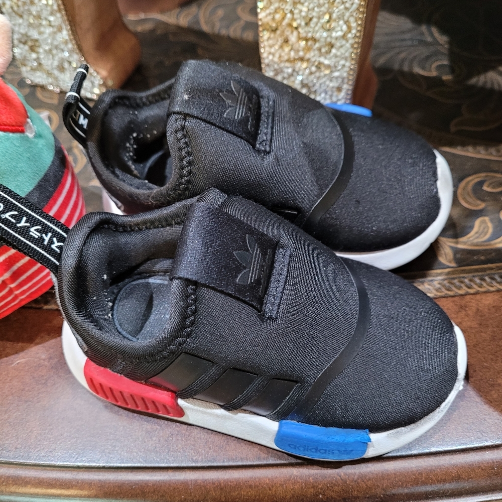Adidas baby shoes - Picture 4 of 4